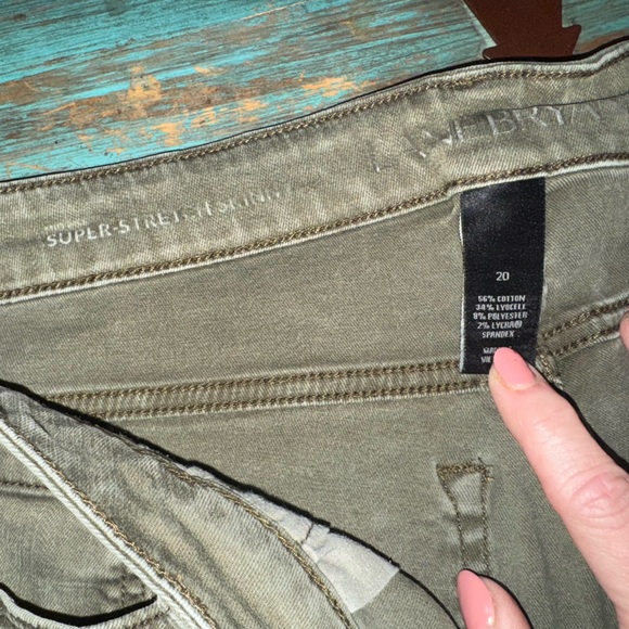 Lane Bryant Super Stretch Skinny Green Jeans. Size 20 - Picture 8 of 14